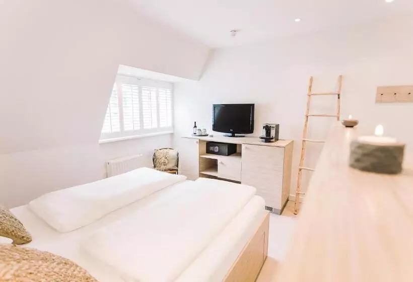 Comfort-sviitti, Logement Overzee