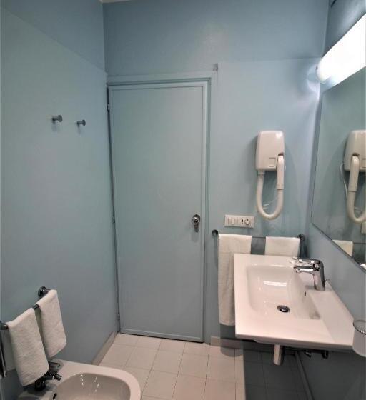 스탠다드 발코니 룸, Marelba