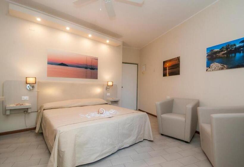 스탠다드 발코니 룸, Marelba