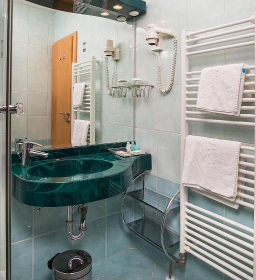 חדר סטנדרט יחיד עם מרפסת, Miramare