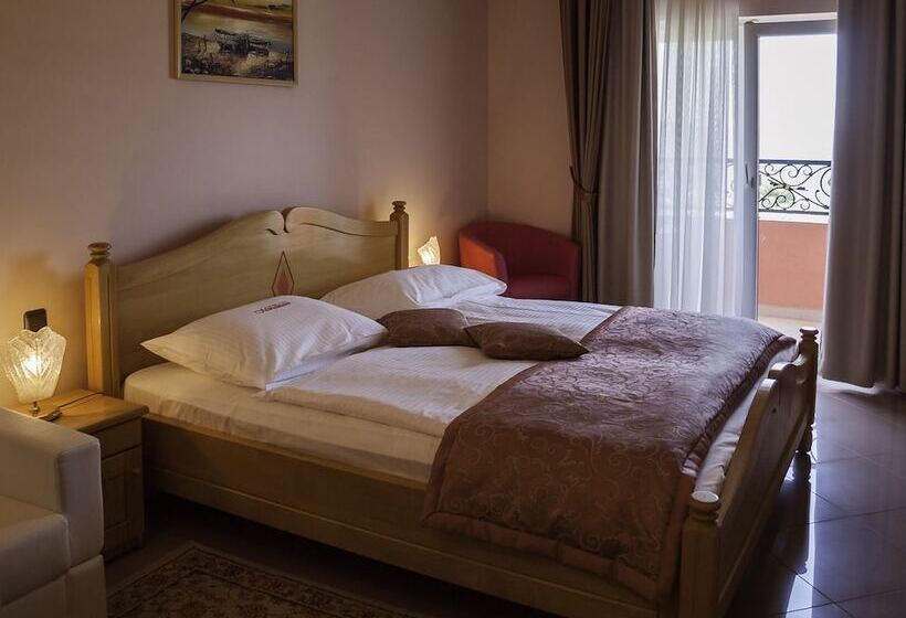 اتاق استاندارد, Miramare