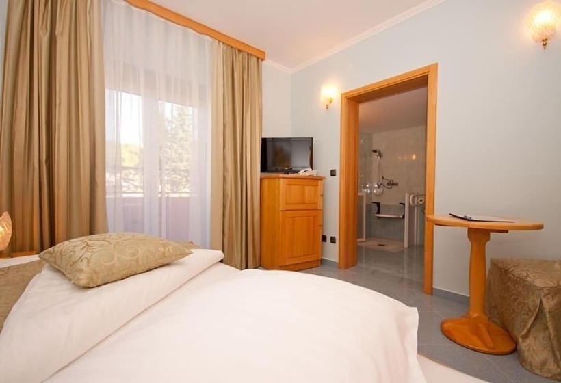 חדר סטנדרט יחיד, Miramare