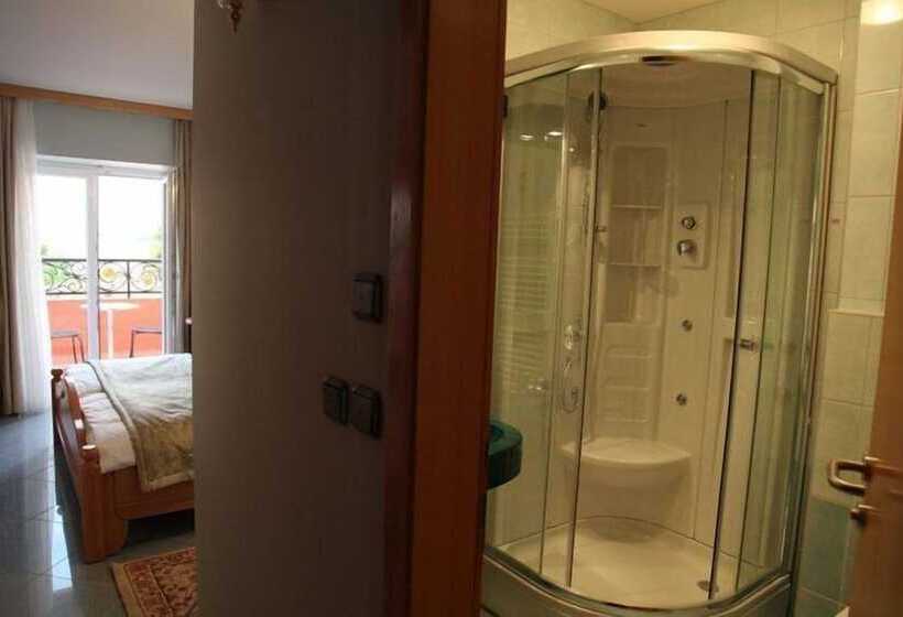 חדר סטנדרט יחיד, Miramare