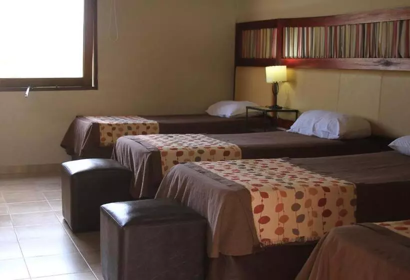 スタンダード4人部屋, Munay Hotel Cafayate