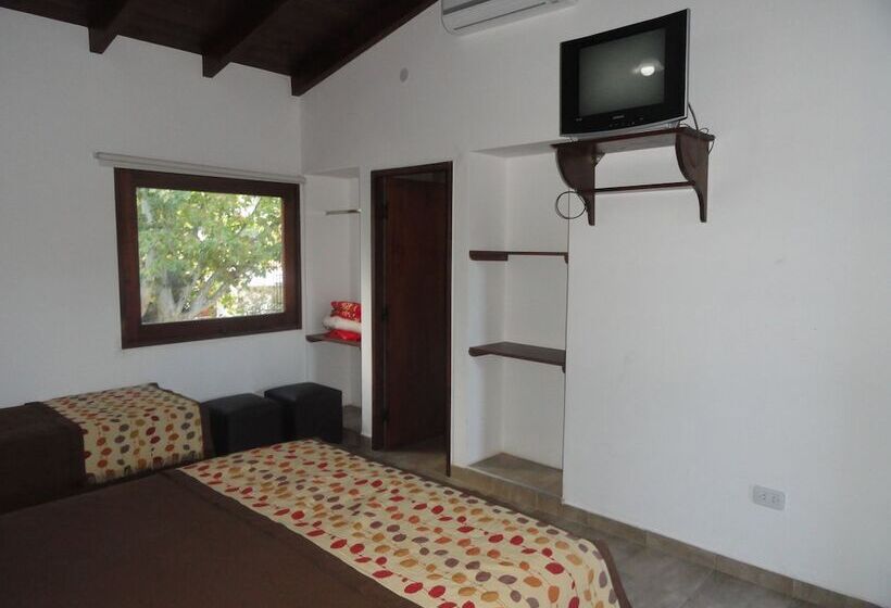 Номер Стандарт Трехместный, Munay Hotel Cafayate