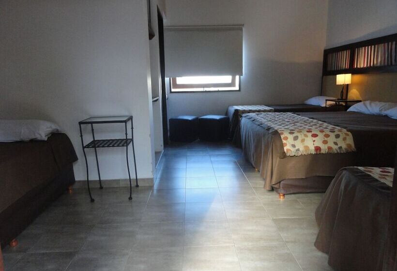 Четырехместный Номер Стандарт, Munay Hotel Cafayate