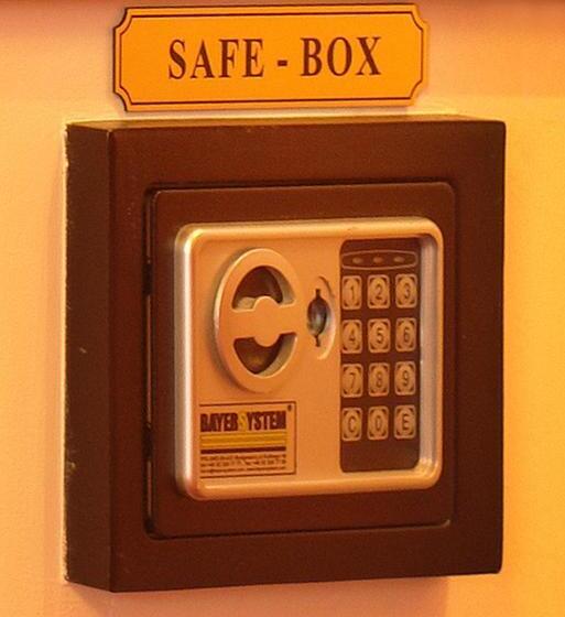 デラックススタジオ, Natural