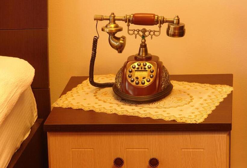 デラックススタジオ, Natural