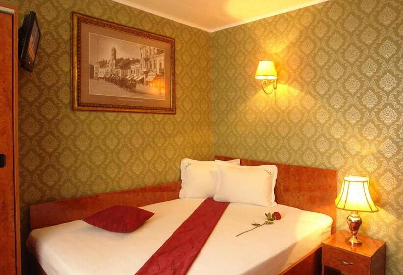 スタンダード４人部屋, Natural