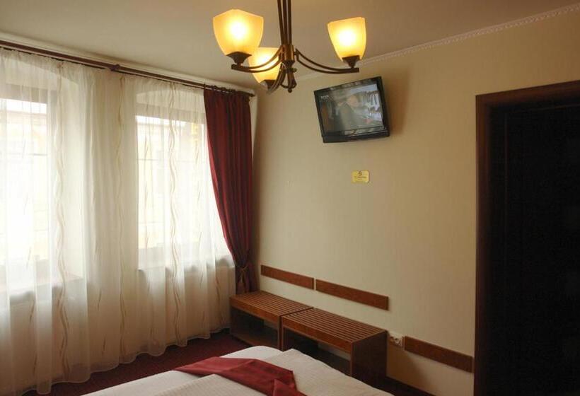 スタンダード４人部屋, Natural