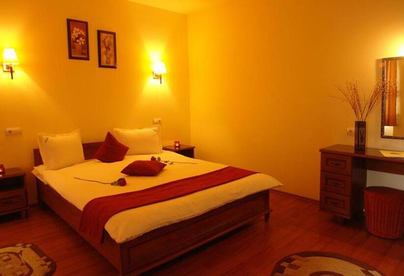 スタンダードルーム, Natural