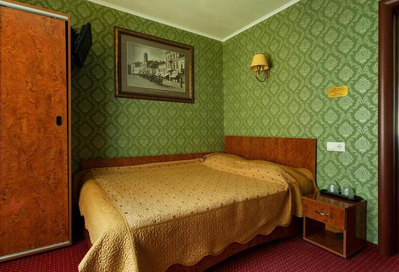 スタンダード４人部屋, Natural