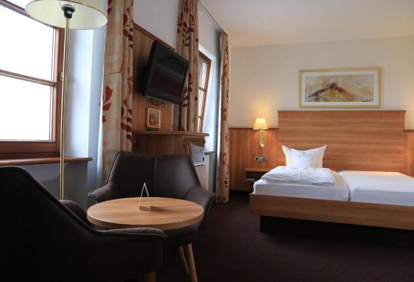 Standart Oda, Neckarblick Self Check In