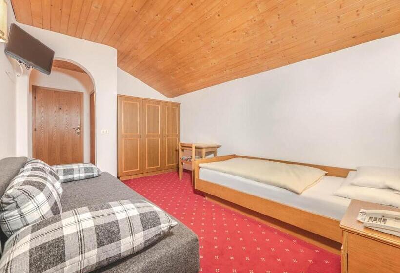 标准单人间, Pontives