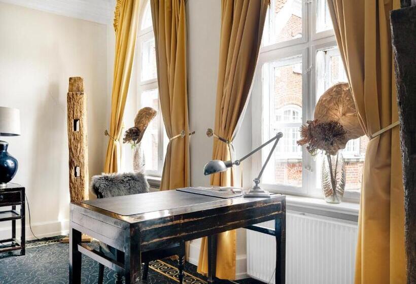 Люкс, Ringkøbing