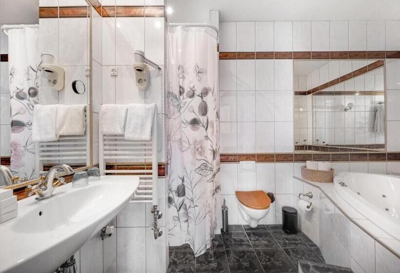 Люкс, Ringkøbing