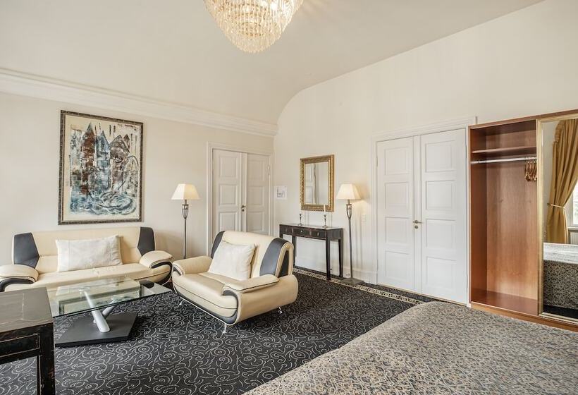 Люкс, Ringkøbing