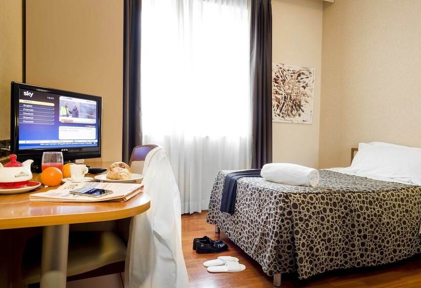 غرفة قياسية فردية, Ristorante Dragonara