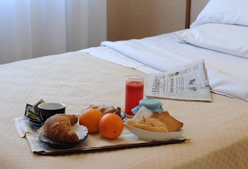 غرفة قياسية فردية, Ristorante Dragonara