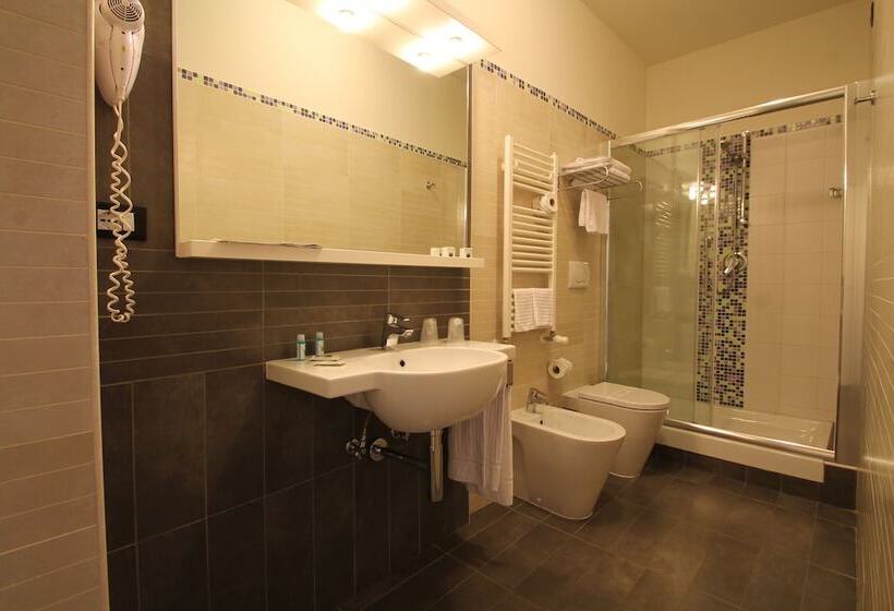 חדר סטנדרט, Star