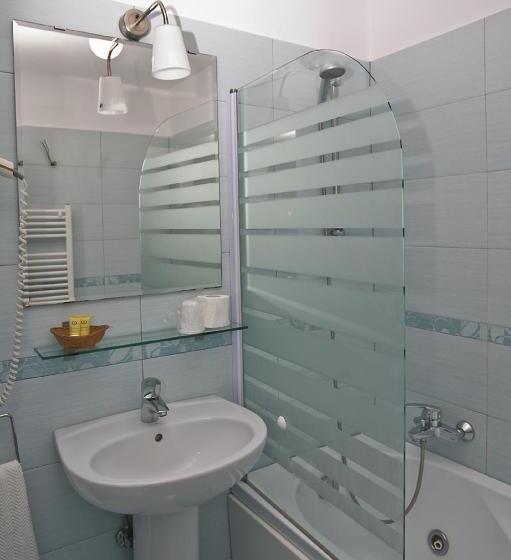 شقة غرفتين, Vila Camelia