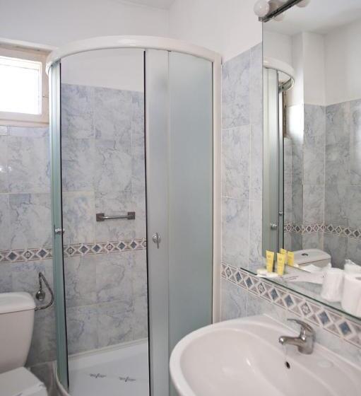 غرفة قياسية, Vila Camelia