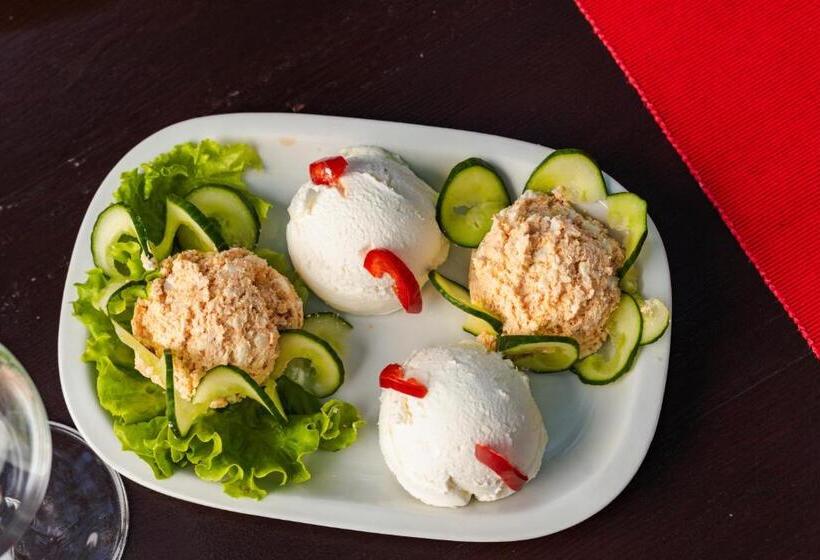 Студия Стандарт, Villa Ofir