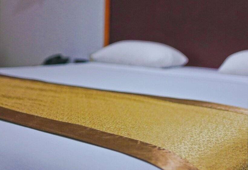 اتاق لوکس, North Resort