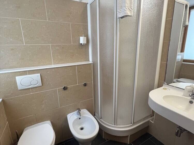 Chambre Triple Standard, Residence Sestriere