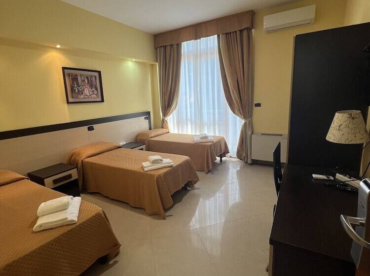 Chambre Triple Standard, Residence Sestriere