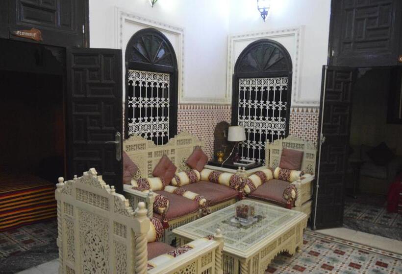 标准间, Riad Baddi