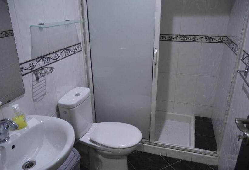 标准间, Riad Baddi