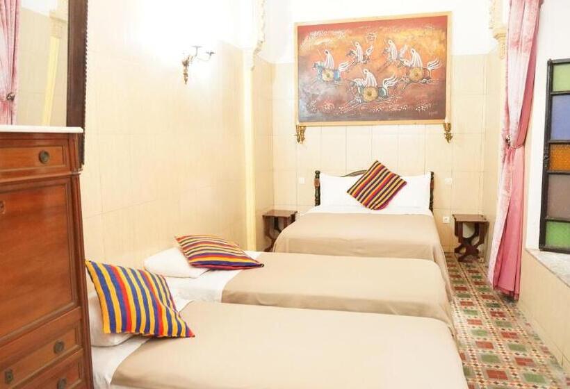 套房, Riad Baddi
