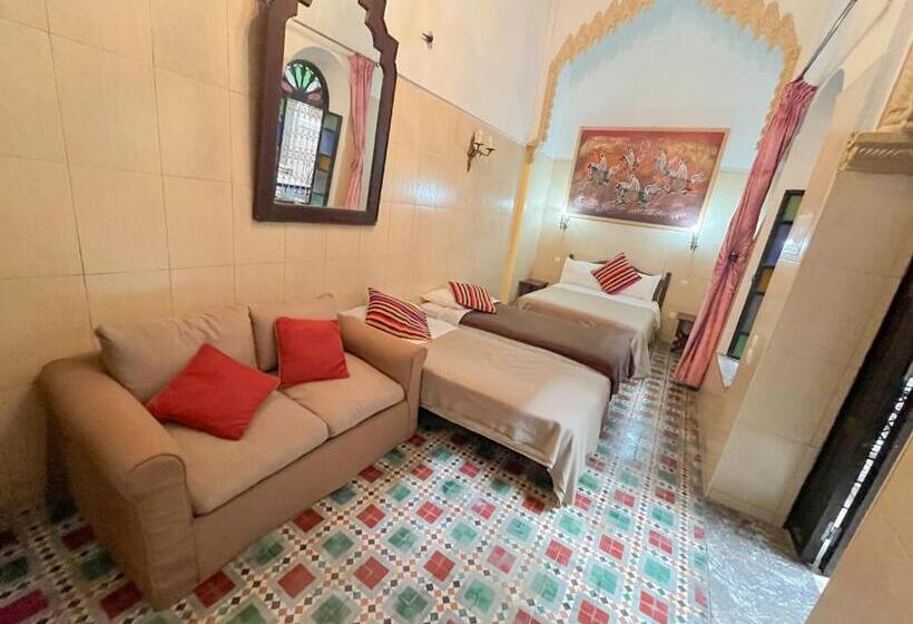 套房, Riad Baddi