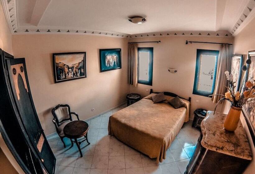 标准单人间, Riad Baddi