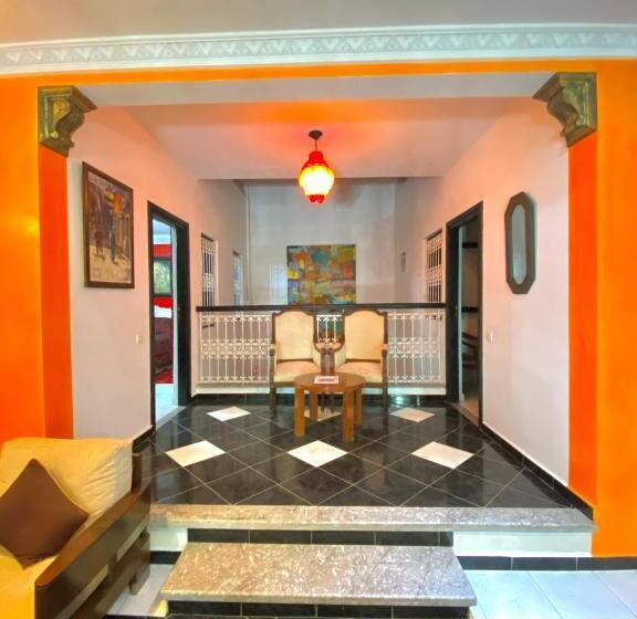 标准单人间, Riad Baddi