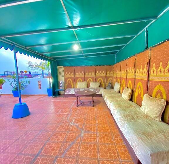 标准间, Riad Baddi