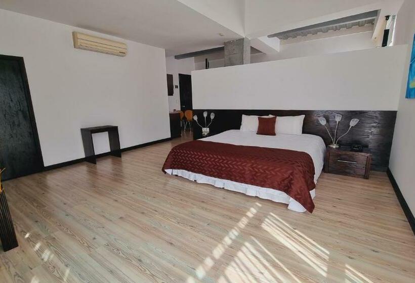 주니어 스위트, Habitat Suites