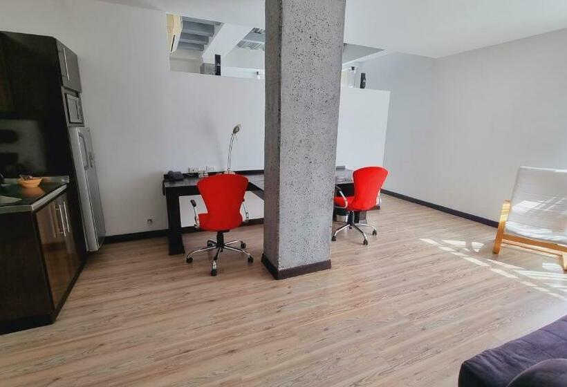 주니어 스위트, Habitat Suites