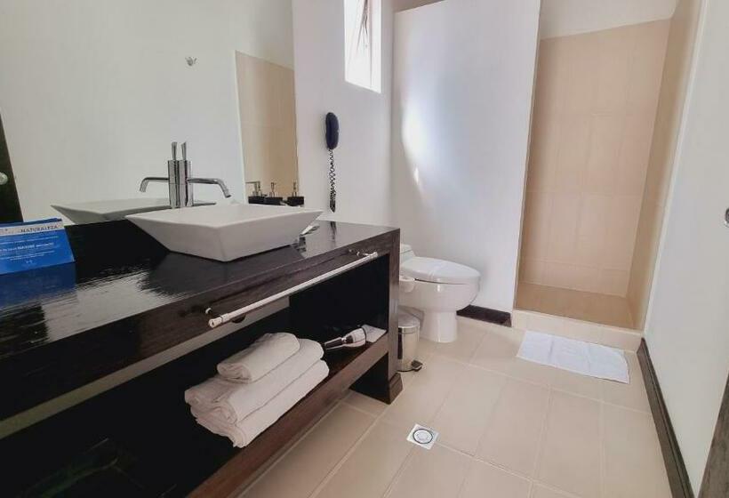 주니어 스위트, Habitat Suites