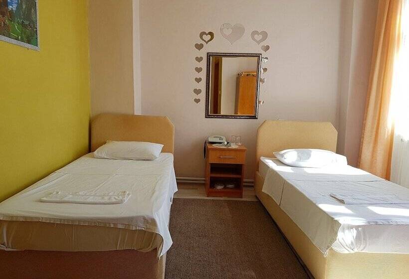 标准间, Yali Otel