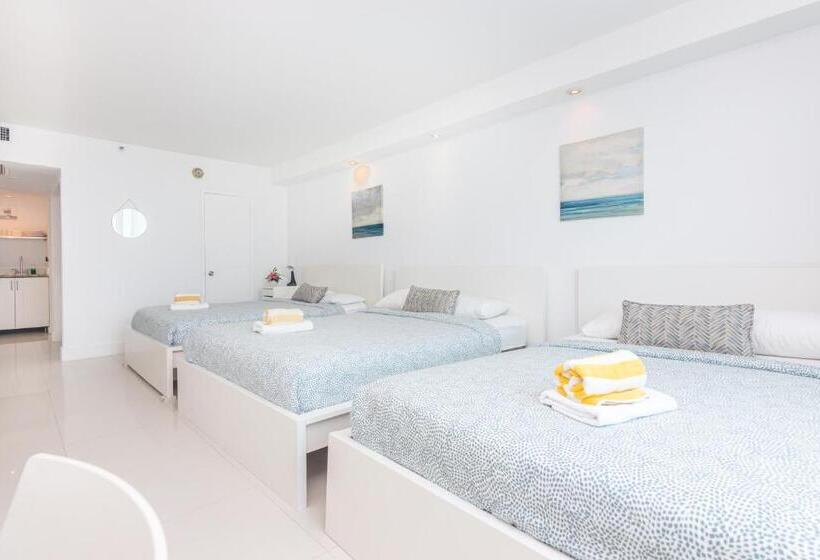 جناح ديلوكس مطل على البحر, Girasole Rentals