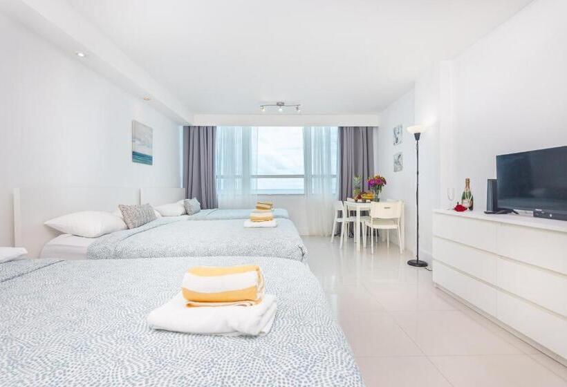 جناح ديلوكس مطل على البحر, Girasole Rentals