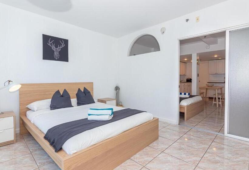 جناح مطل على المدينة, Girasole Rentals