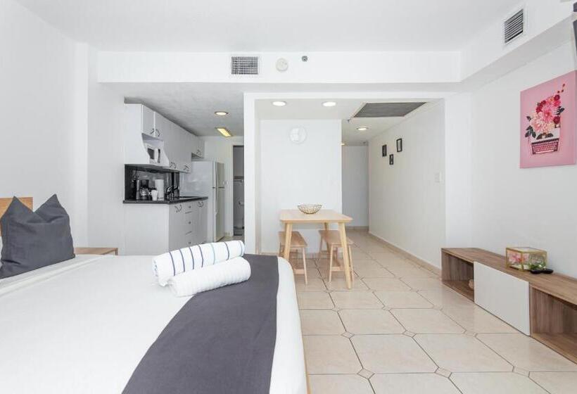 جناح عائلي, Girasole Rentals