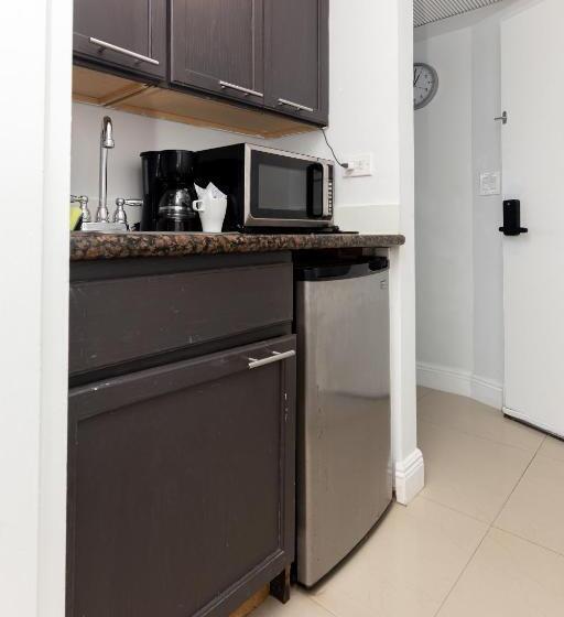 استودیوی لوکس, Girasole Rentals
