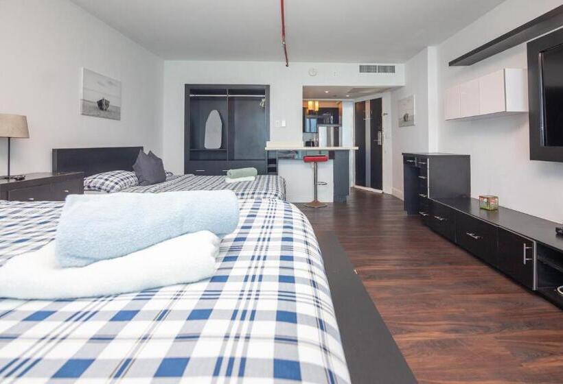 إستديو قياسى مزود بشرفة, Girasole Rentals