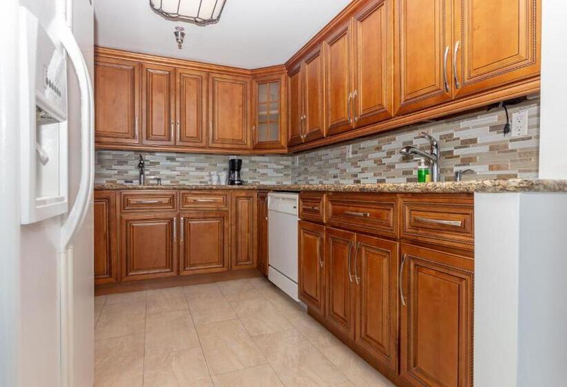 فيلا غرفة نوم واحدة مطلّة علي البحر, Girasole Rentals