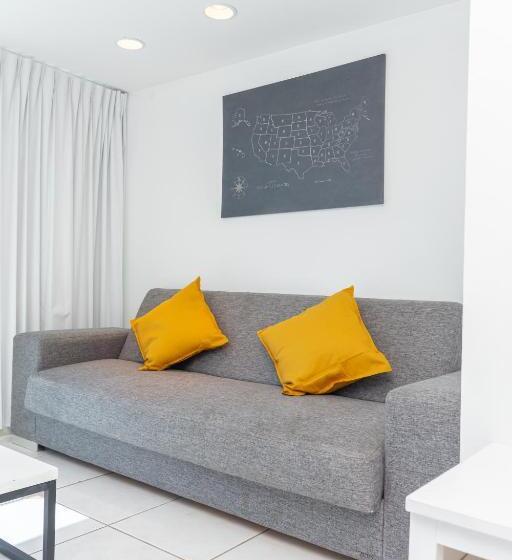 فيلا غرفة نوم واحدة مطلّة علي البحر, Girasole Rentals