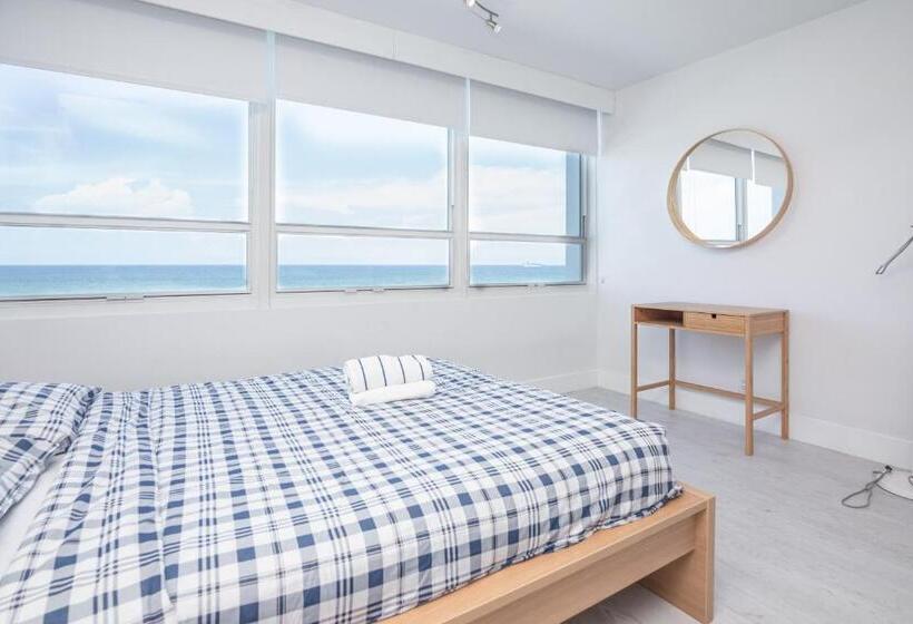استودیوی استاندارد با چشم‌انداز دریا, Girasole Rentals